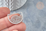 Pendentif demi-cercle vagues argenté acier inoxydable 24mm, création bijoux acier inoxydable, x1 G7608