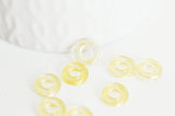 Pendentif donut verre jaune, un pendentif rond verre pour vos créations de bijoux,10x3mm, x 10 (3.4g) G3671