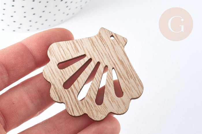 Pendentif en bois coquillage ajouré 52mm, x2 (G7275)