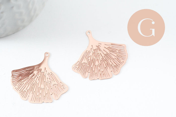 Pendentif estampe filigrane feuille gingko laiton or rose 33mm, Pendentif très fin et léger, x2 (G9826)