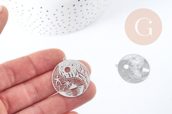 Pendentif estampe filigrane rond paysage acier 201 inoxydable argenté 32mm, Pendentif très fin et léger x1, (G8937)
