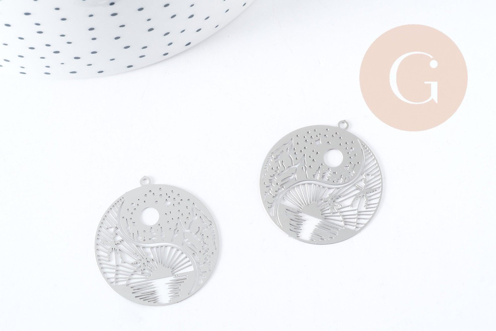Pendentif estampe filigrane rond paysage acier 201 inoxydable argenté 32mm, Pendentif très fin et léger x1, (G8937)
