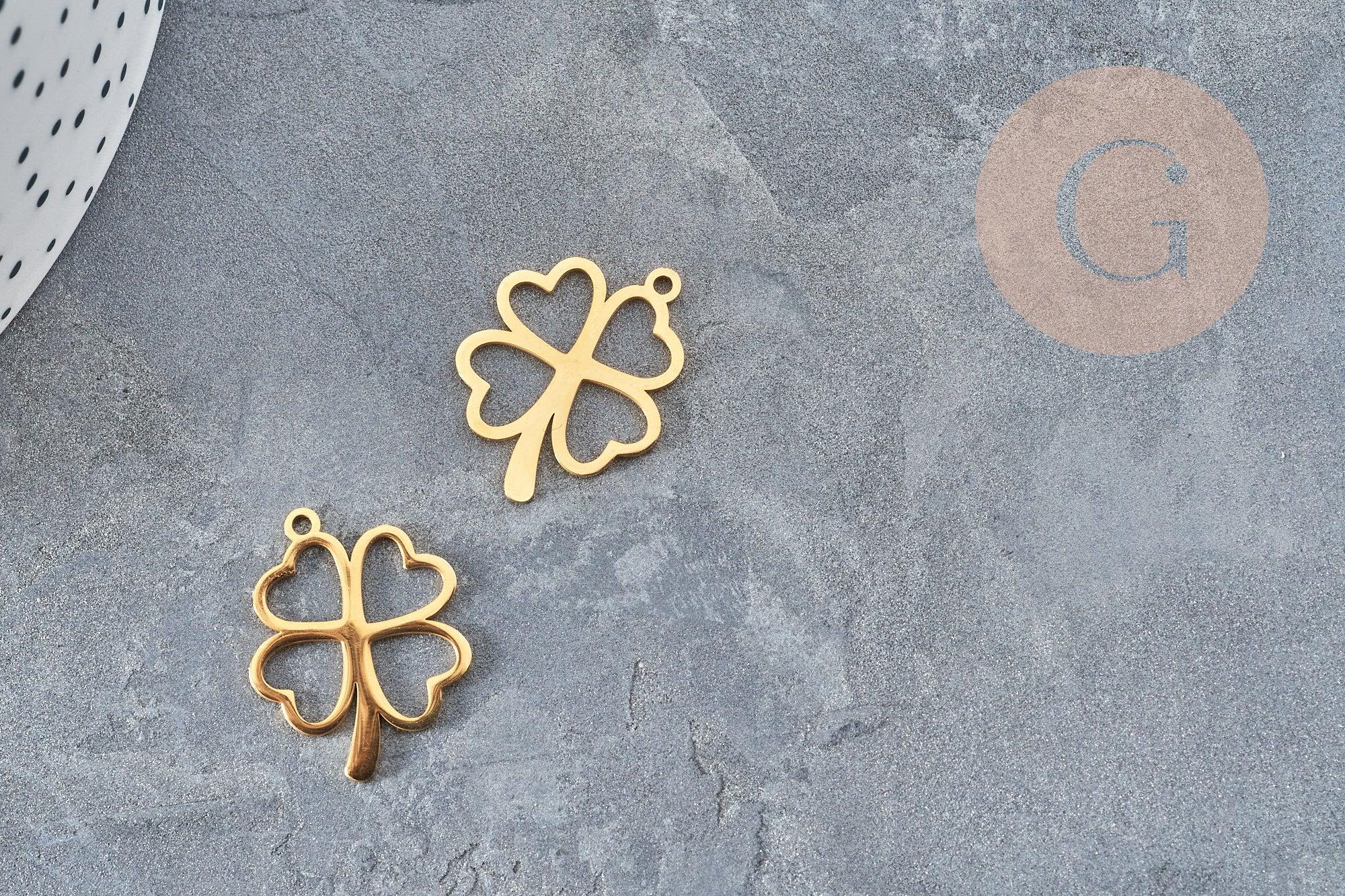 Pendentif évidé trèfle en acier 304 doré inoxydable 23mm, un bijou en acier hypoallergénique, x1 (G4831)