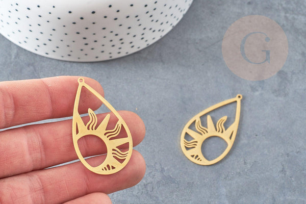 Pendentif goutte soleil acier 201 inoxydable dore 45mm ,breloque acier inoxydable doré, x1 G5689