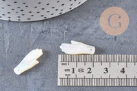 Pendentif main nacre blanche naturelle 21.5mm, x1 (G3937)