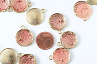 Pendentif médaille rond lune étoiles émail rose zamac doré 25mm, pendentif laiton émaillé,sans nickel, x1 (G6373)