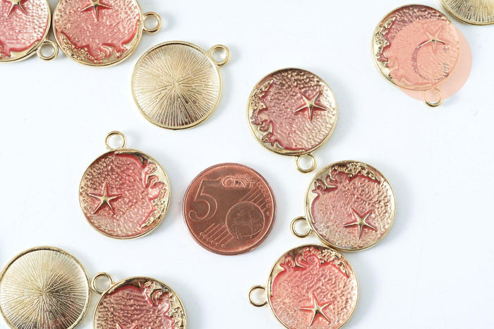 Pendentif médaille rond lune étoiles émail rose zamac doré 25mm, pendentif laiton émaillé,sans nickel, x1 (G6373)