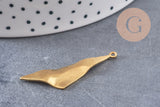 Pendentif médaille triangle martelée laiton brut 40mm, pendentif triangle couleur or création bijoux DIY, x2 (G1225)