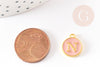Pendentif rond zamac doré initiale émail rose clair 14mm, x1 (G2933)