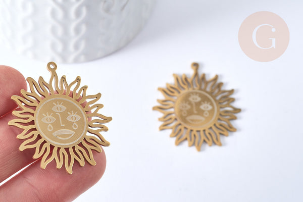 Pendentif soleil mystique acier 201 inoxydable dore 37.5mm, x1 (G5684)