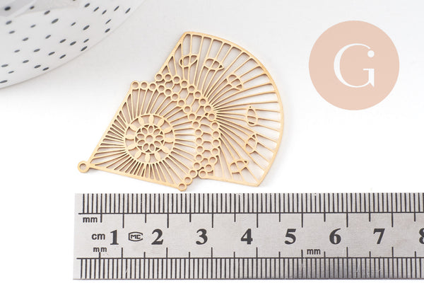 Pendentif triangle éventail acier inoxydable doré 49mm, x1 (G6124)