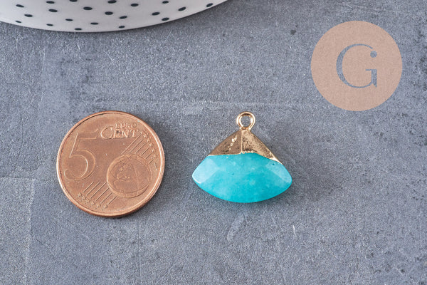 Pendentif triangle jade naturel bleu laiton doré facettes 20mm,x1 (G1237)