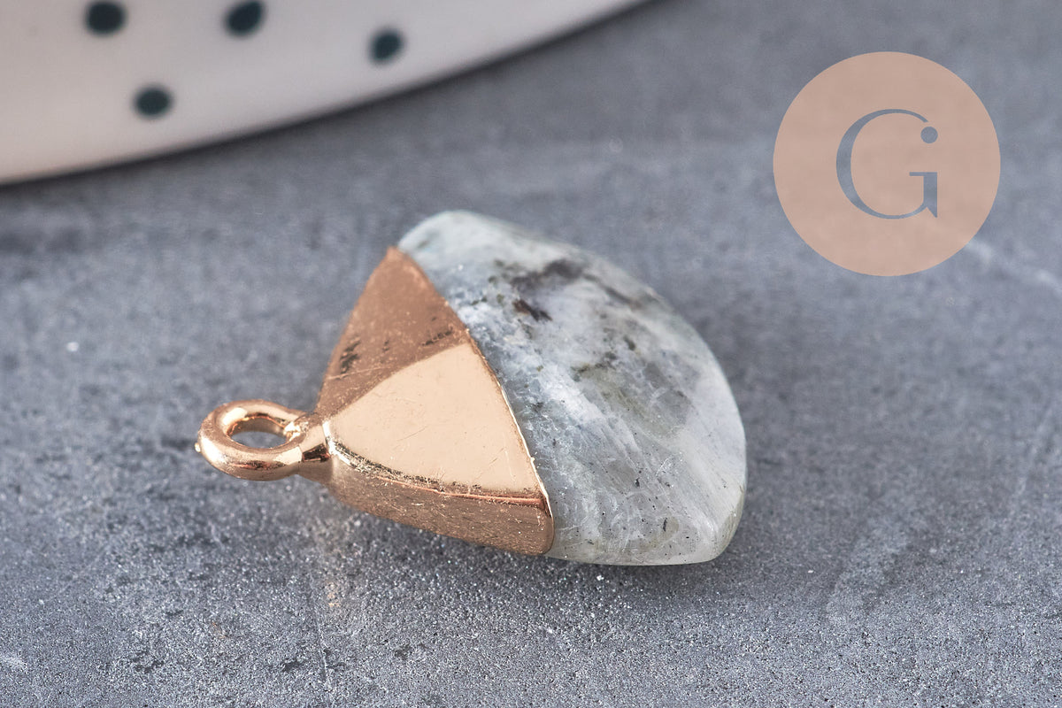 Pendentif triangle labradorite naturelle laiton doré 20mm, x1 (G2648)