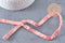 Perle agate naturelle teintée corail rouge forme V 8mm, pierre naturelle, fil de 38cm, x1 (G7068)