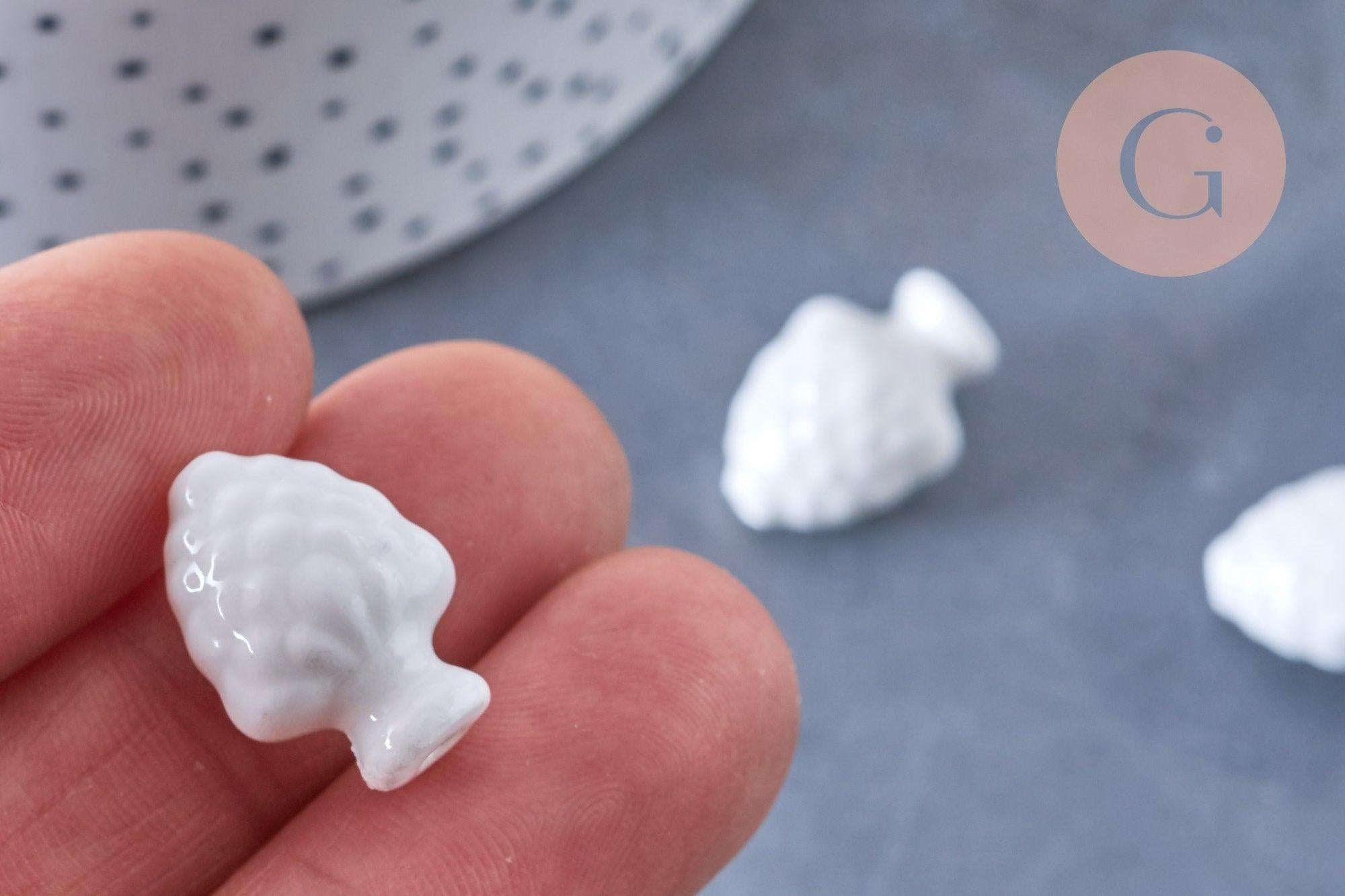Perle porcelaine blanche pomme de pin,perle céramique, céramique blanche, 19mm, x10 (G3308)