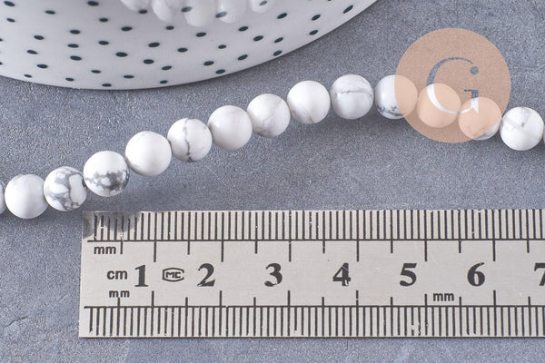 Perle ronde howlite blanche naturelle 6mm, x1 fil de 19cm (G1297)