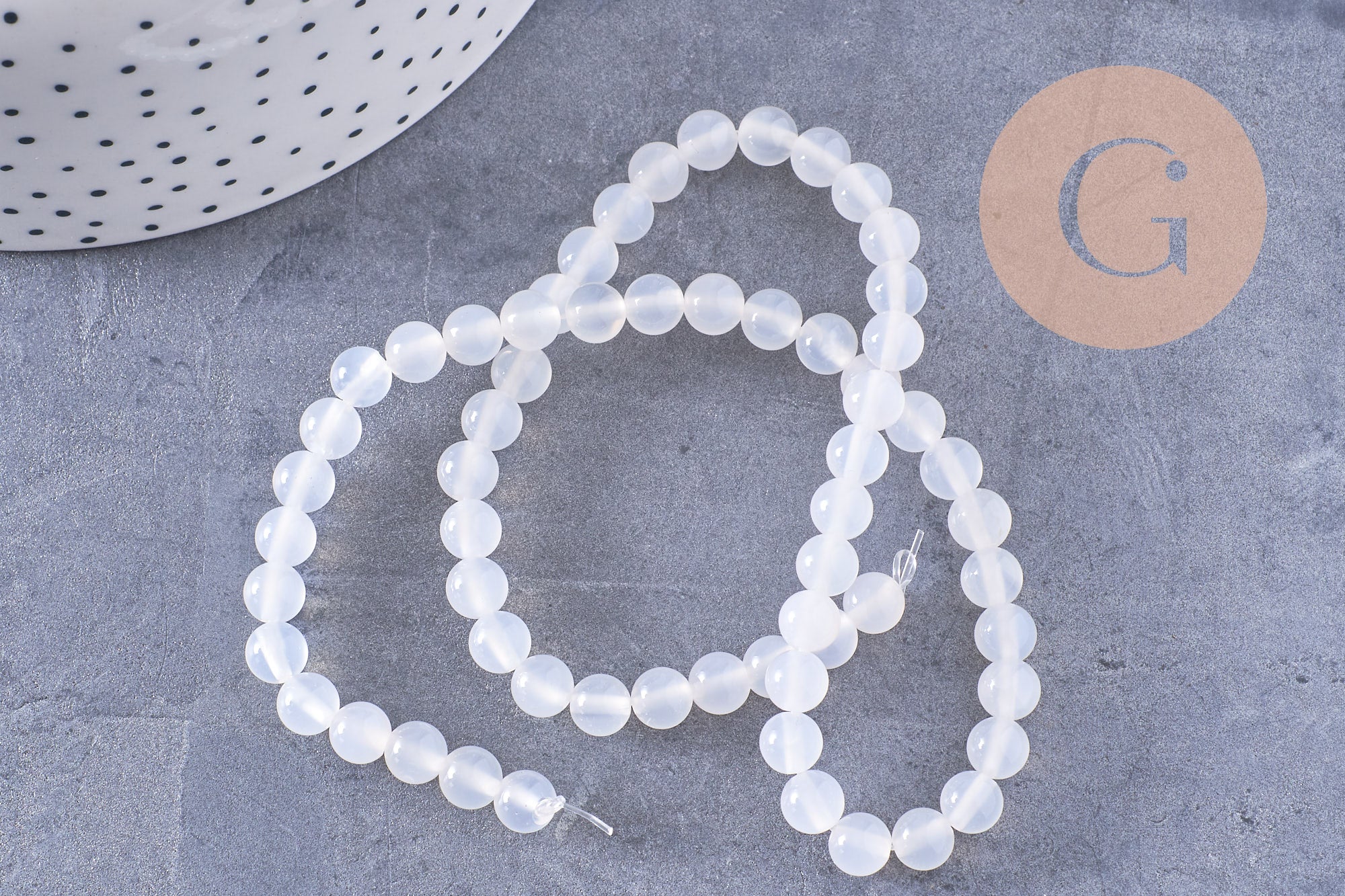 Perle ronde jade naturel blanc 6mm, x1 fil de 37cm (G3866)