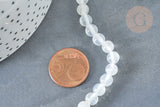 Perle ronde selenite blanche naturelle 6mm, x1 fil de 40cm (G7331)