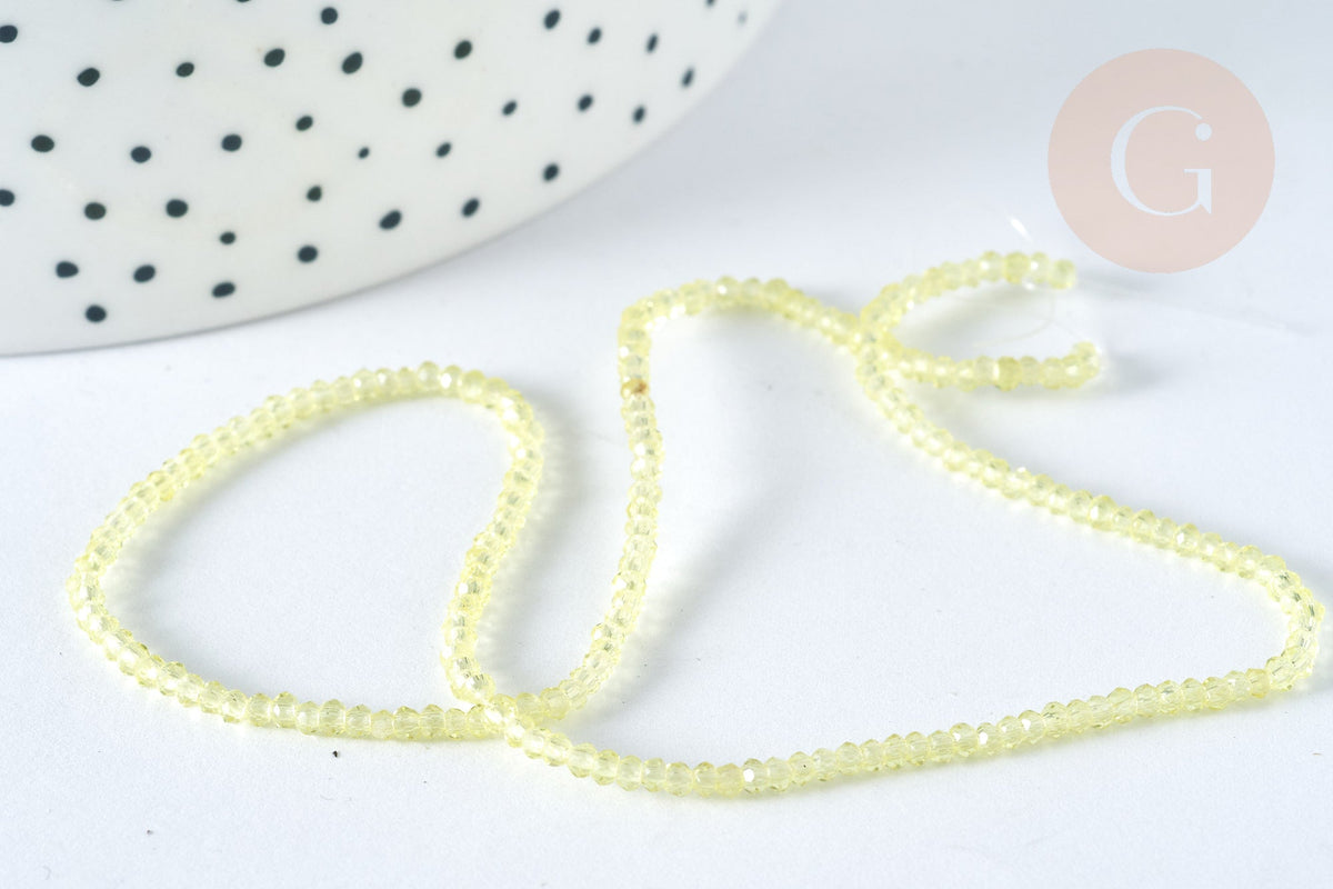 Perle ronde verre facettée transparente jaune clair, 2~2,5mm, x1 fil de 37cm (G7335)