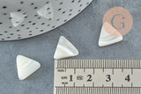 Perle triangle nacre blanche naturelle ,pendentif triangle nacre, bijou nacre 12mm, x10 (G2186)