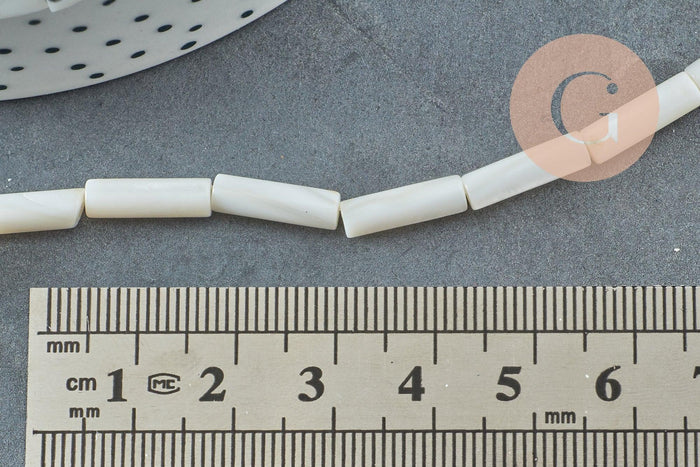 Perle tube nacre blanche naturelle 12.5x4mm, x1 fil de 37cm (G5852)
