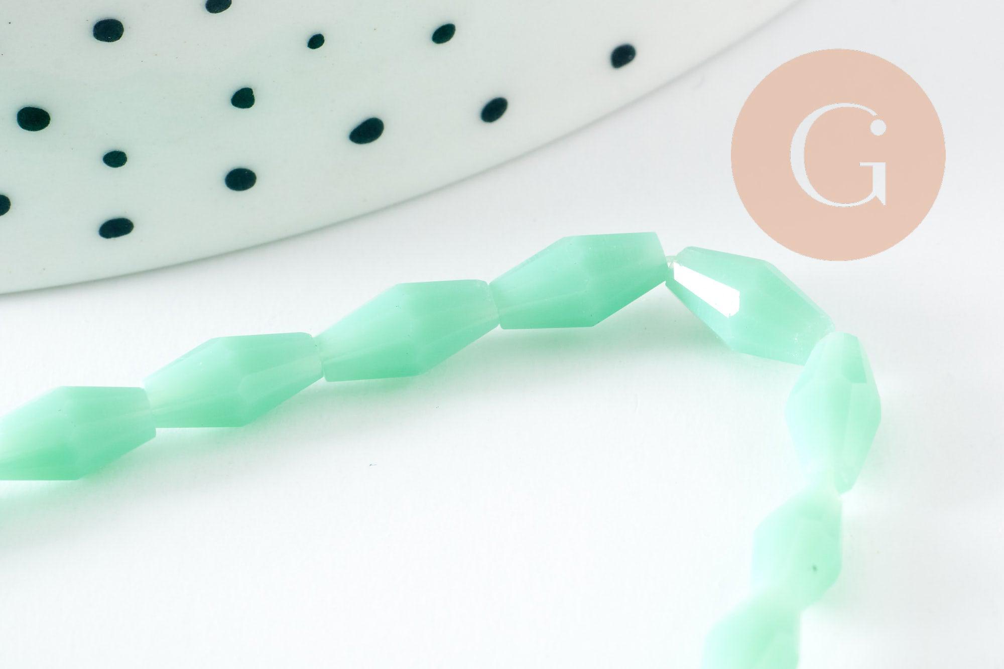 Perles Losange verre opaque facettée vert foncé 8x4mm, perle verre verte, cristal, fil de 58cm x1 (G7870)
