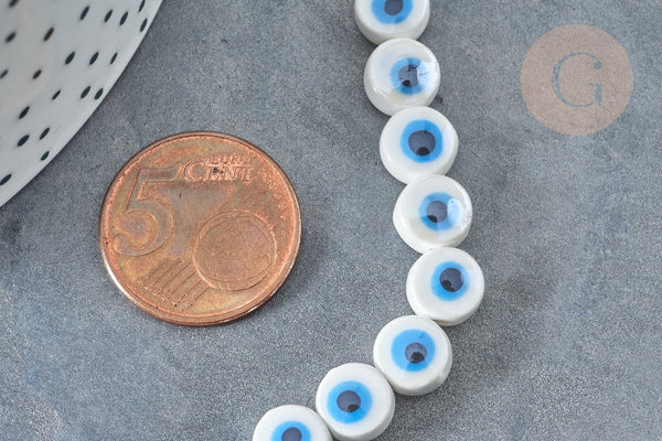 Perles Rondes plates porcelaine blanche mauvais œil bleu 8x5mm, bijou céramique, x10 G8007