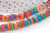 Perles coquillage naturel multicolore 5-10mm, x1 fil (G3031)
