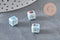 Cuentas cubo de cerámica azul claro 8mm, x5 (G11240)