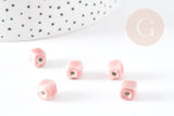 Perles cube céramique rose 8mm, x5 (G9150)