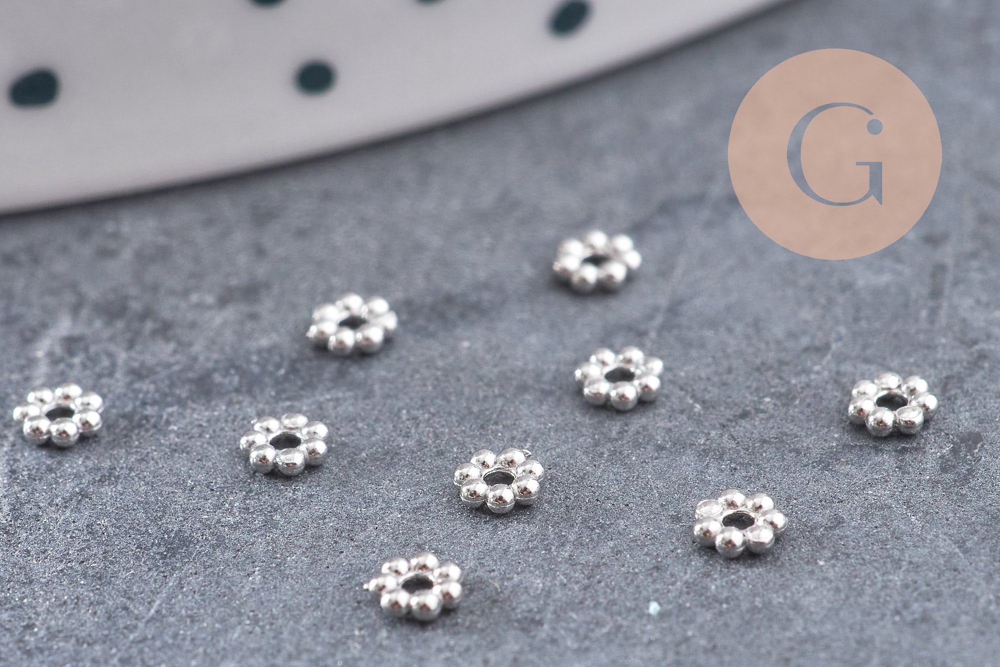Perles intercalaires Rondelles fleurs acier 304 inoxydable platine 3mm, x10 (G10856)