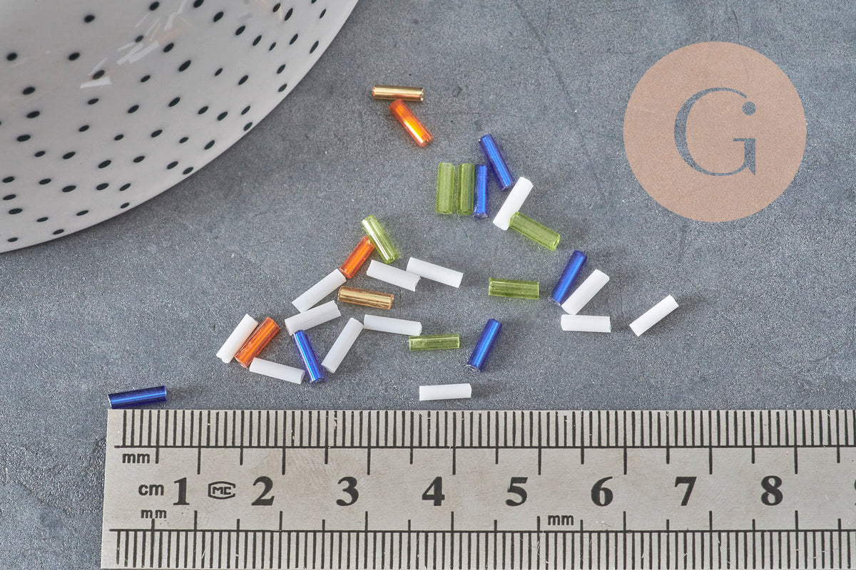 Perles rocaille Tube multicolore, perles rocaille multicolores,perles métallisées ,6mm x 2mm, x 5gr G0283