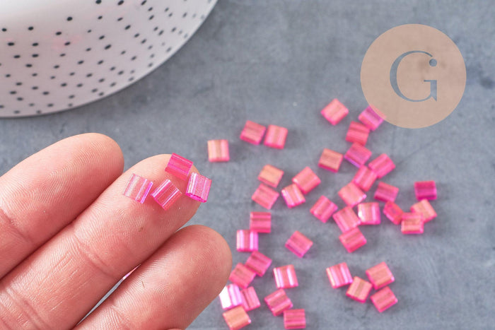 Perles rocaille carré verre rectangle Rose Fuchsia or nacré façon Tila 4.5mm 2 trous, x50 (G4451)