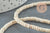 Perles rondelles howlite de synthèse blanche, x1 fil de 39cm (G0827)