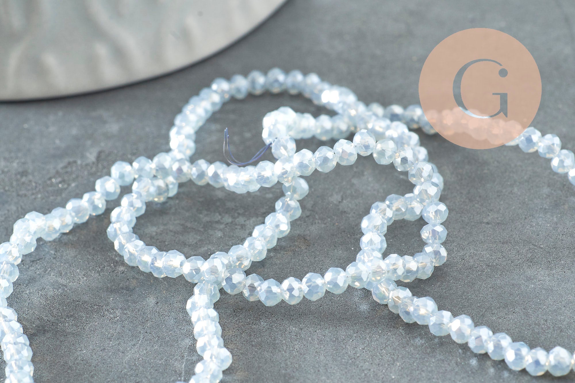 Perles toupies cristal transparent gris clair irisé, bijoux cristal,verre facette,création bijoux, 2.5x2mm, fil de 45cm x1 (G3617)