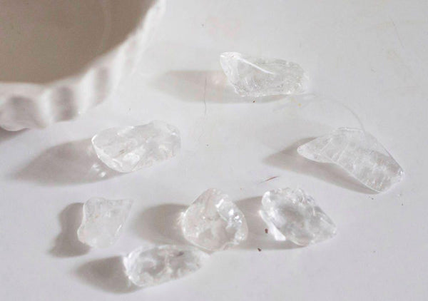 Pierre quartz transparent naturel brut roulé non percé, x20gr (G0252)