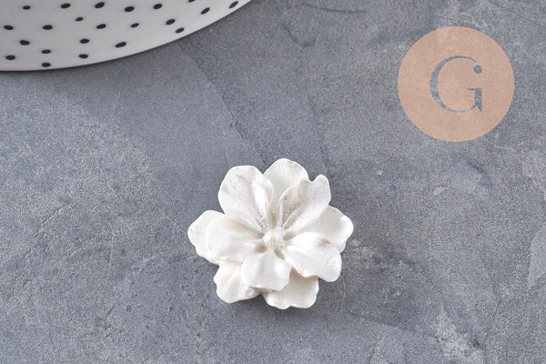 Cabochon fleur résine blanche nacrée 24mm, x2 (G4388)