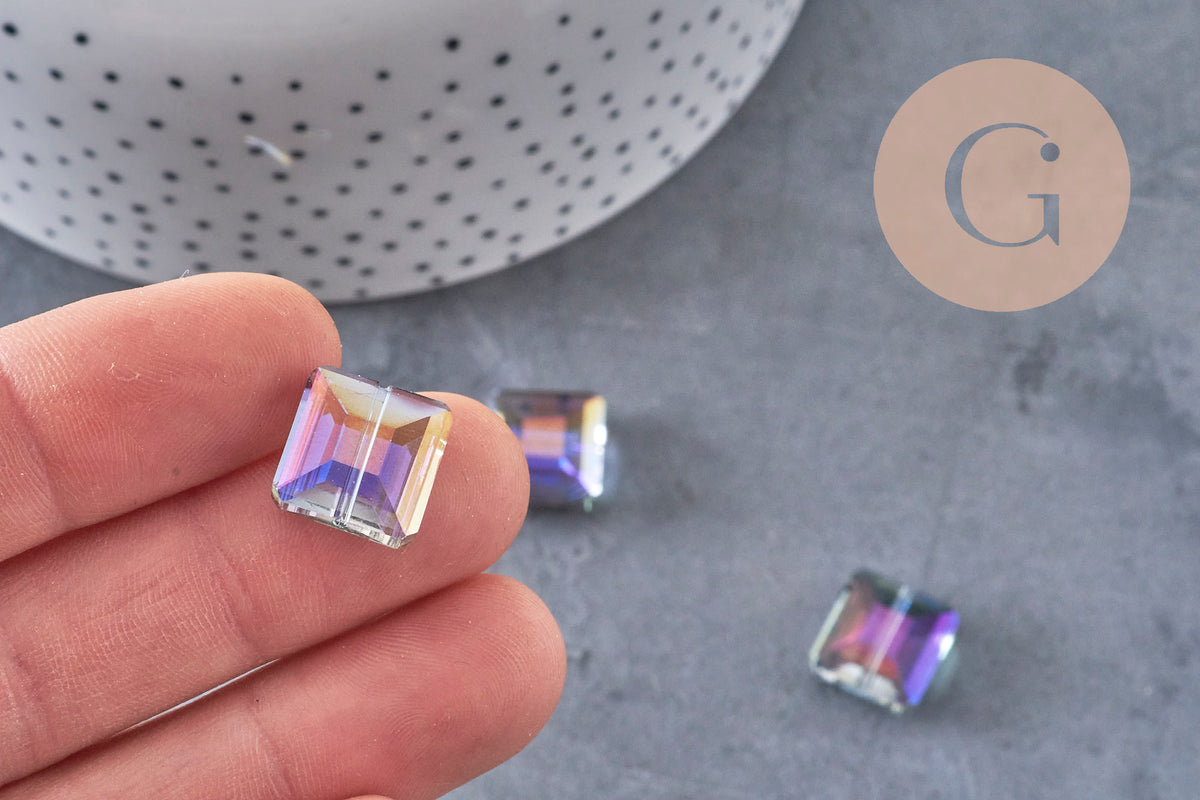Perla vetro quadrata iridescente sfaccettata 12mm, x5 perle (G9076)