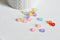 perle ronde Lettre Alphabet plastique multicolore, x10 grammes (G8826)