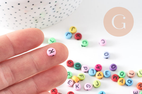 perle ronde Lettre Alphabet plastique multicolore, x10Gr (G1970)