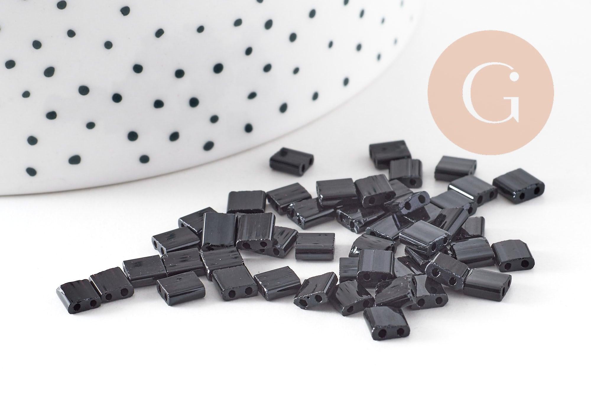 perles rocaille carré noir opaque façon tila 4.5mm/2 trous, x50 (4.8GR) (G5479)